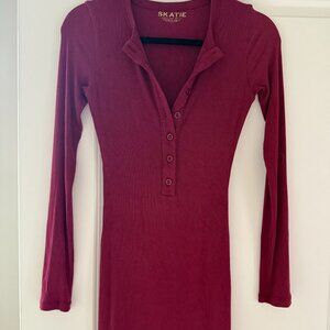 Skatie Long-Sleeve Marsden Mini Dress in Spice/ Purple/ Burgundy Size Small